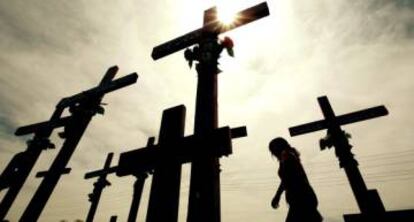 Crosses in memony of women killed in Ciudad Juárez, which has a high femicide rate.