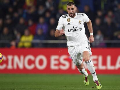 Benzema durante el partido en Vila-real.