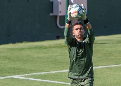 Dani Martín, en un entrenamiento del Betis.