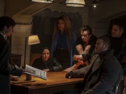 Roteirista de séries como ‘Fargo’, ele se comprometeu a adaptar ‘The Umbrella Academy’ para a plataforma digital