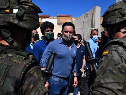 El líder de Vox, Santiago Abascal, durante su visita a Ceuta en mayo.