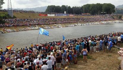 Espectadores del descenso.