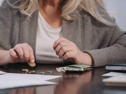 Hacienda y su flexibilidad en el idioma que puede usar el autónomo en sus facturas