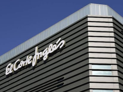 El portero de la finca delata al quinto accionista de El Corte Inglés: su sede fiscal no está en Pamplona