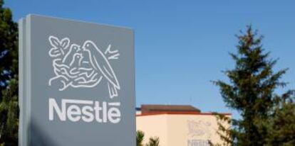 Logo de Nestlé.