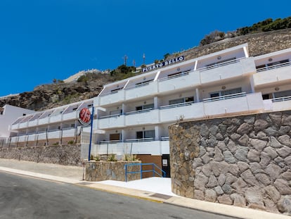 El centro de menores inmigrantes, ubicado en los Apartamentos Puerto Bello (Mogán, Gran Canaria), el 16 de junio de 2021.