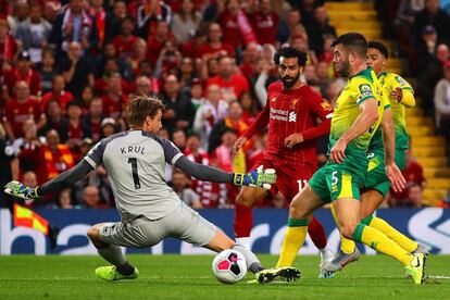 Salah marca el segundo gol del Liverpool al Norwich.