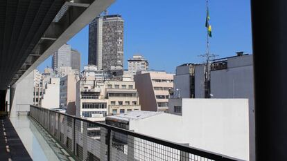 Vista do Jardim da Piscina no Sesc 24 de Maio