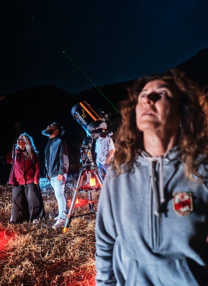 Mirador de observación astronómica construido en 2021 junto al embalse del Víboras, en las cercanías de Martos, que apuesta por el astroturismo y por el turismo gastronómico.