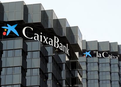 Las torres donde se encuentras la sede de la Fundación Bancaria La Caixa y CaixaBank.
