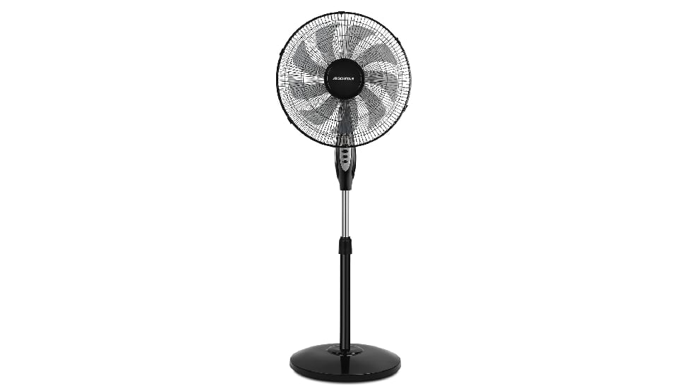 Ventilador de pie con mando a distancia, de Aigostar.