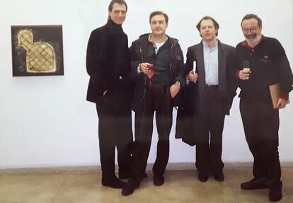 Frederic Amat, Vicente Molina Foix, Javier Marías y Fernando Savater, en una exposición de Amat en 1992 en Madrid.
