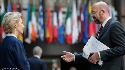 Ursula von der Leyen y Charles Michel tras la cumbre europea celebrada ayer sobre el Plan de Recuperación.