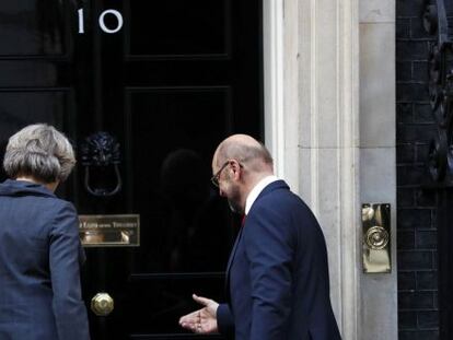 Theresa May y Martin Schultz en el 10 de Downing Street.