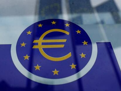 Logotipo del Banco Central Europeo (BCE), en la sede de la institución, en Fráncfurt (Alemania).