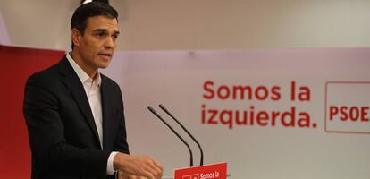 Pedro Sánchez en la sede del PSOE en la calle Ferraz.