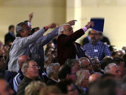 Un momento de la asamblea de ayer del Espanyol.