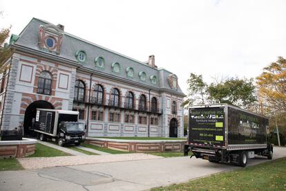 El castillo de Belcourt lleva toda la semana preparándose para la boda de Jennifer Lawrence y Cooke Maroney