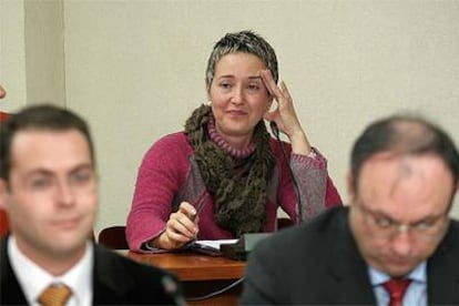 La ex concejal del PP Teresa Rodríguez, durante el pleno del Ayuntamiento de Alhama.