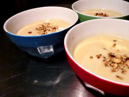 Vichyssoise con pera y gorgonzola