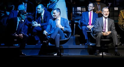 Inauguración del Mobile World Congress 2025. Salvador Illa junto a Pedro Sánchez y el rey Felipe VI. Foto: Massimiliano Minocri