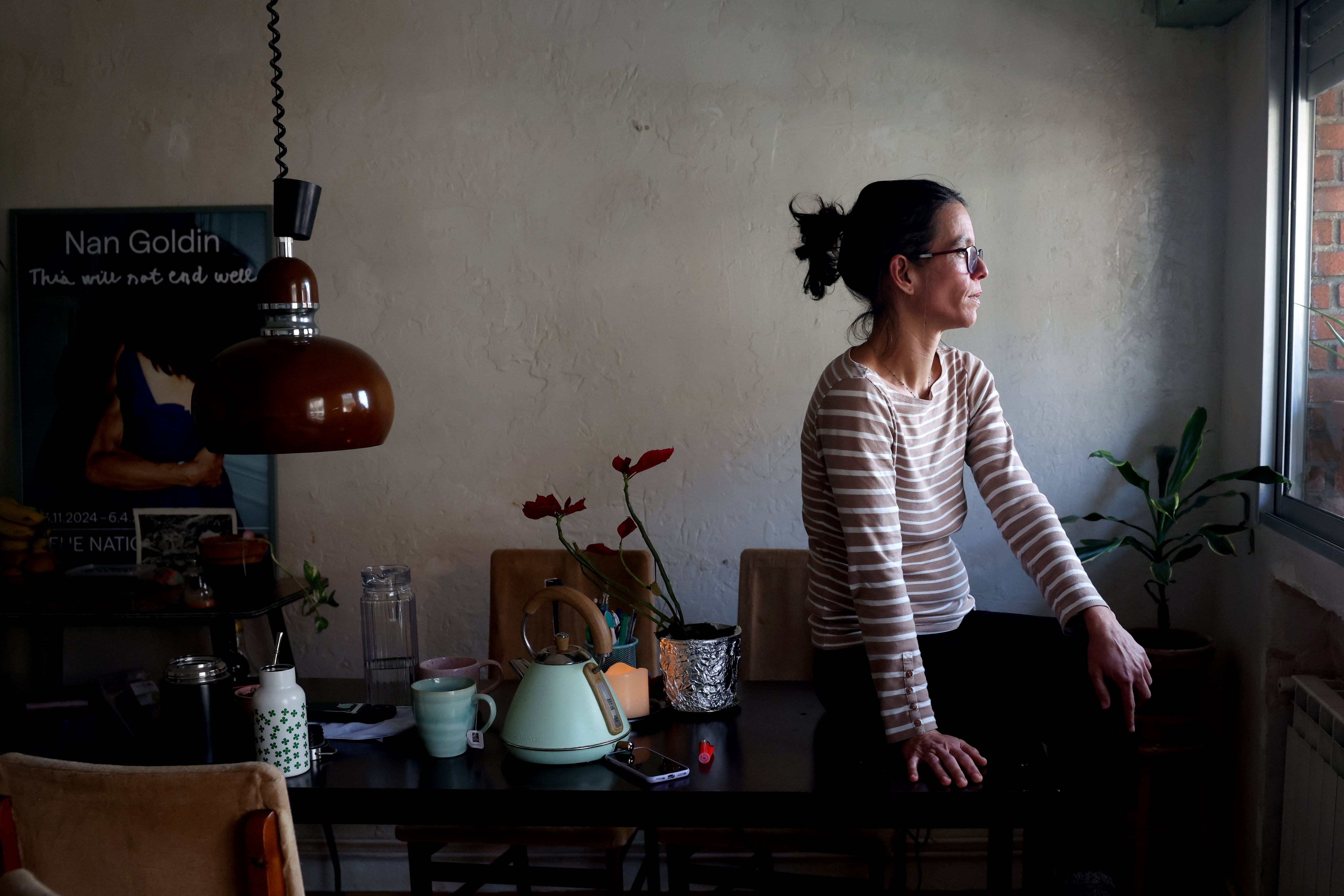 Marta María Rodríguez, refugiada cubana solicitante de asilo, en casa de unos amigos, en Madrid.