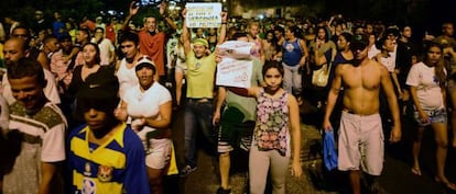 Residentes de las favelas de Río se suman a las protestas.