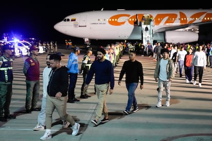 Migrantes venezolanos deportados de Estados Unidos