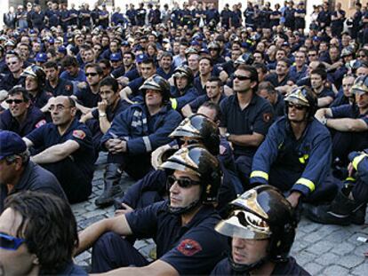 Bomberos en guerra