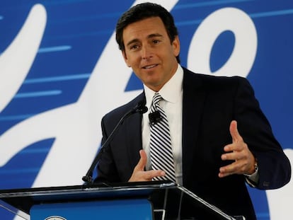 Mark Fields, presidente y CEO de Ford, en enero en una f&aacute;brica de Michigan (EE UU).