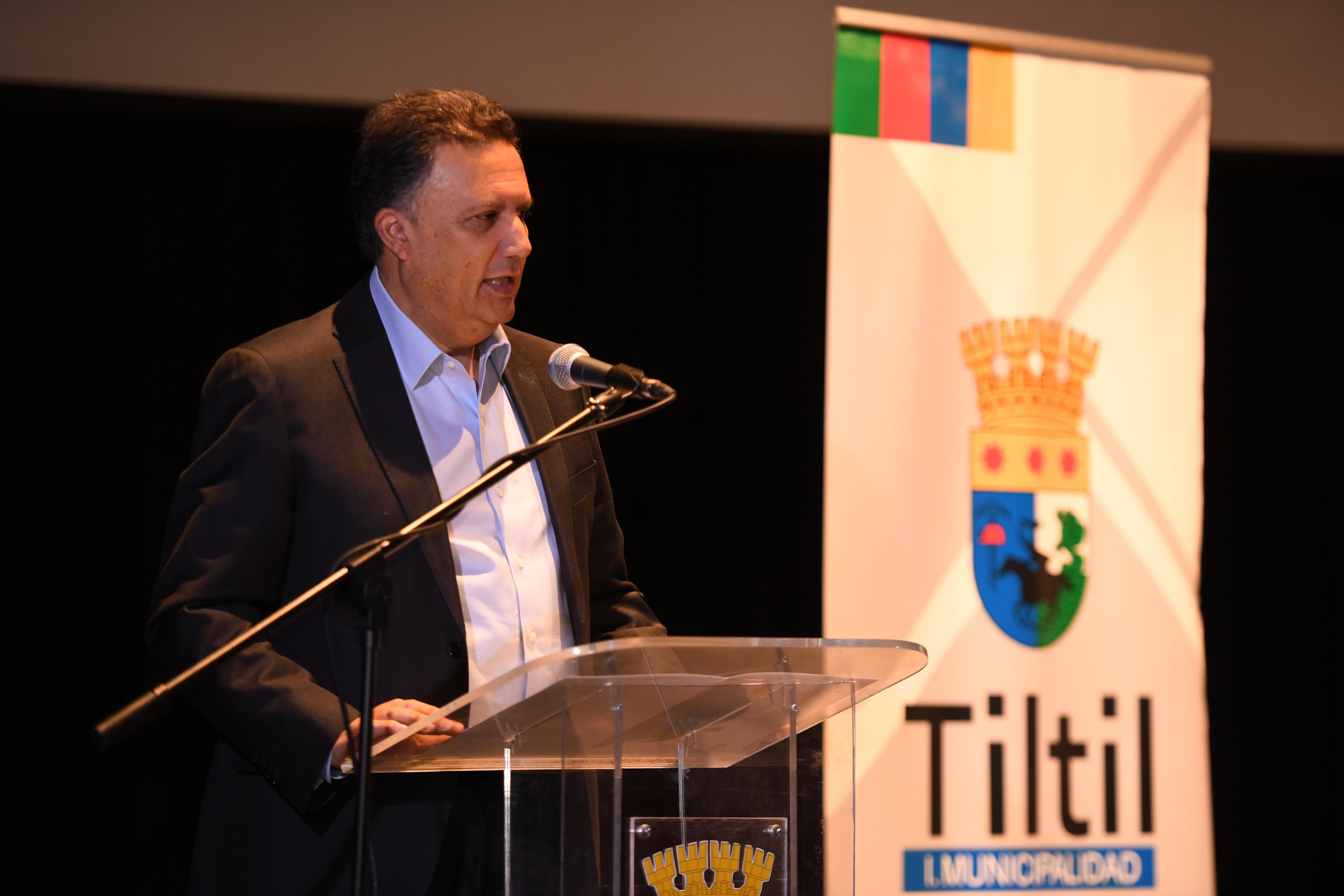 Aguas Andinas y AMUR firman convenio para mejorar el acceso al agua potable en zonas rurales de la Región Metropolitana