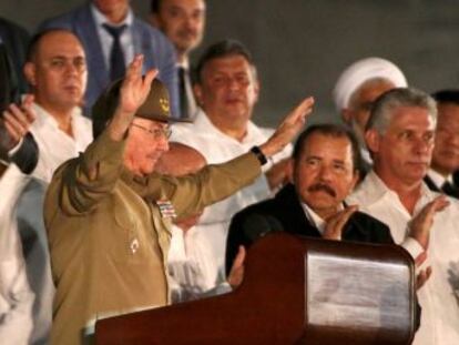 O presidente cubano encerra as honras fúnebres na Praça da Revolução em Havana