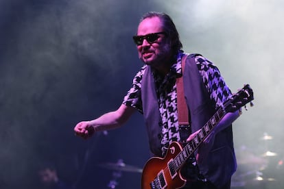 Lino Nava se presenta en un festival en Ciudad de México, en agosto de 2019.