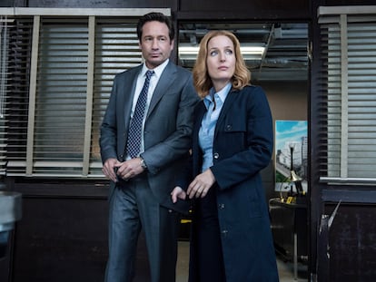 David Duchovny (Mulder) y Gillian Anderson (Scully) en uno de los últimos episodios de 'Expediente X'.