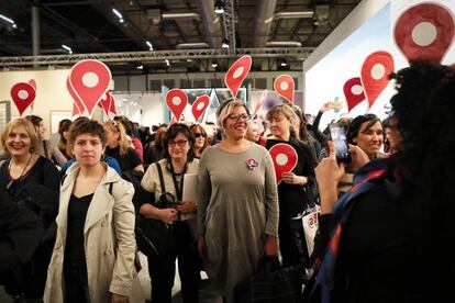 La acción de Yolanda Domínguez el pasado miércoles en Arco 2018.