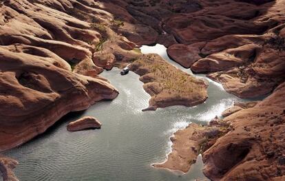 El nivel del agua en mínimos en el lago Powell, en Arizona (EE UU).