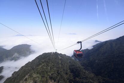  Vista general del valle Muong Hoa, durante la inauguración del teleférico más largo del mundo en Sapa, provincia de Lao Cai (Vietnam).