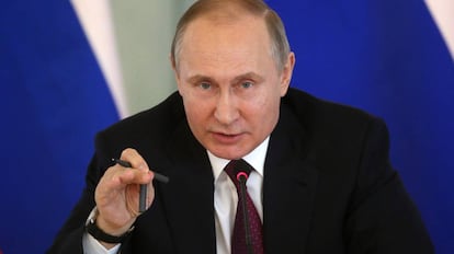 El presidente ruso Vladimir Putin durante una reunión en San Petersburgo.