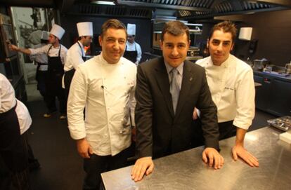 Joan, Josep y Jordi Roca, en su restaurante El Celler de Can Roca, en Girona.