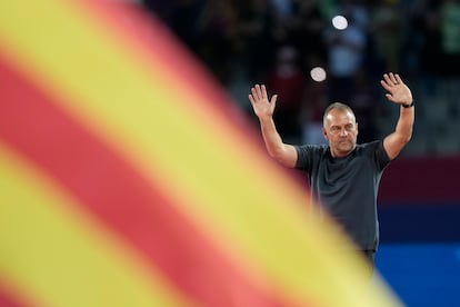 El entrenador del Barcelona Hans-Dieter Flick celebrando el título de Liga el pasado domingo.