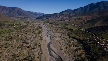 El río Petorca, cuyo cauce este año es mejor que en años pasados, el 1 de julio.