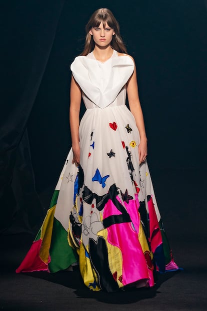 Vestido de Maria Grazia Chiuri para Dior como parte del homenaje a Alber Elbaz.