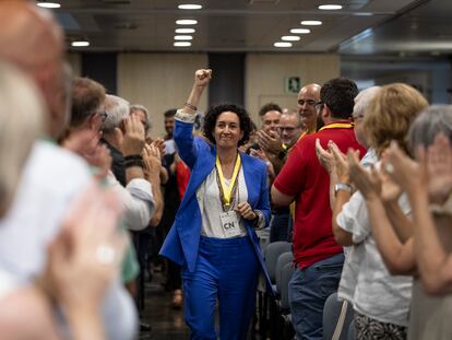 La secretaria general de ERC, Marta Rovira, a su llegada al Consell Nacional de su partido tras regresar de Suiza.