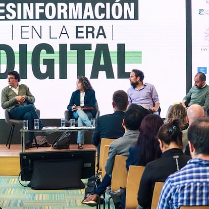 Foro El impacto de la desinformación en la era digital, en Bogotá, el 6 de junio de 2023.