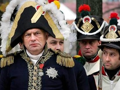 El historiador Oleg Solkolov caracterizado de mariscal napoleónico.
