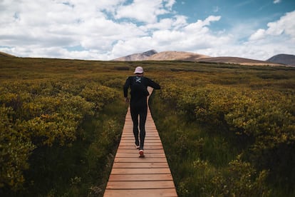 La última gran aventura de Kilian Jornet es el proyecto "States of Elevation" en Estados Unidos, que comenzó en agosto de 2025 y busca enlazar 67 picos de más de 14.000 pies (4.267 metros) de altitud en territorio estadounidense. Imagenes cedidas