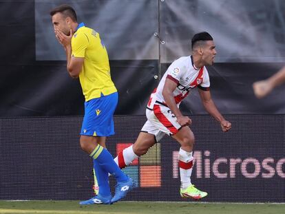 Radamel Falcao celebra el segundo gol del Rayo ante el Cádiz