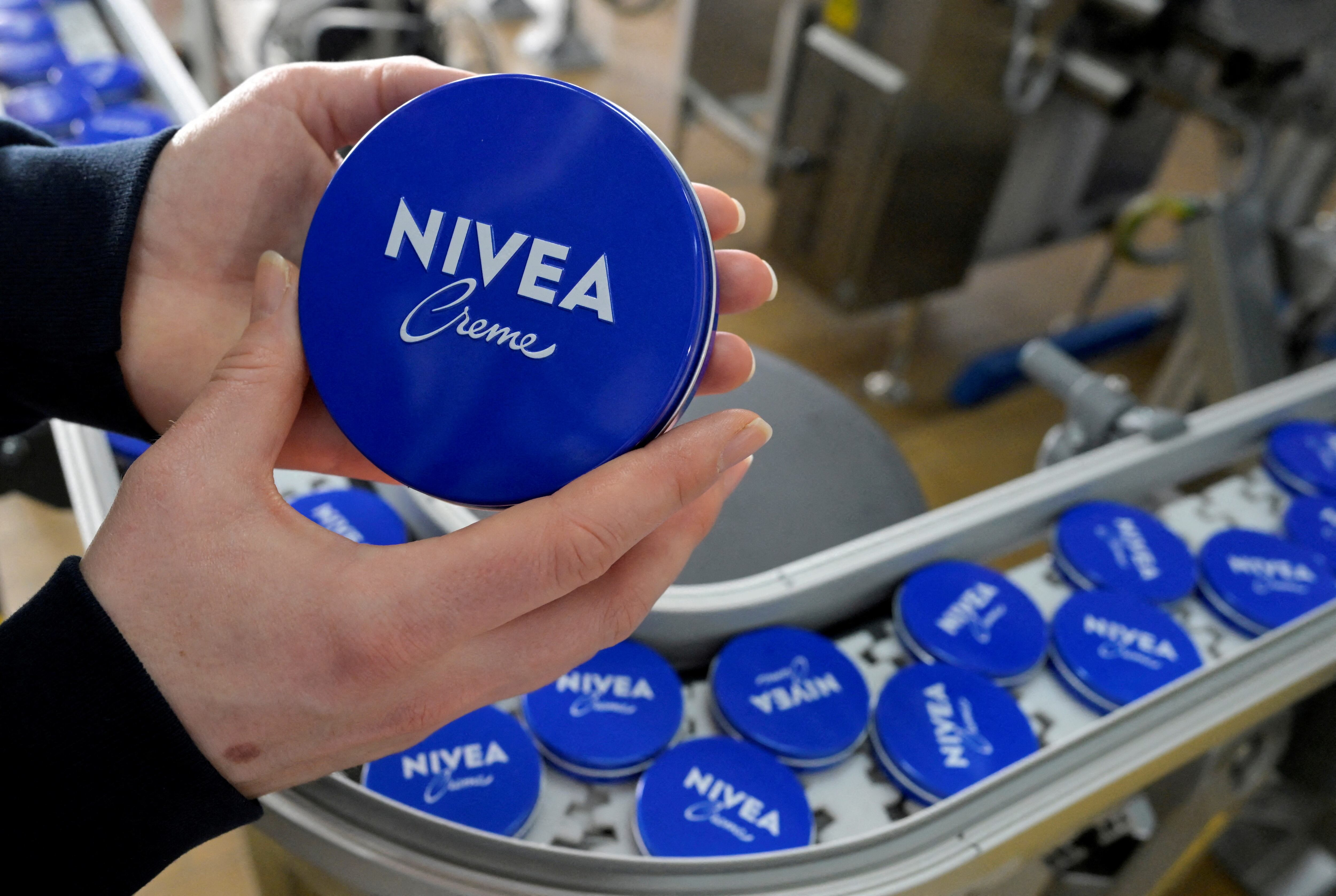 En pleno auge del cuidado facial, el fabricante de Nivea cae en Bolsa hasta un 14%