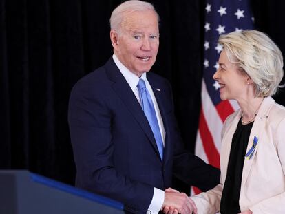 Ursula von der Leyen y Joe Biden, este viernes en Bruselas.