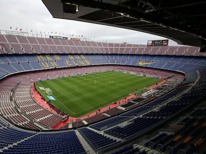 El 1 de octubre de 2017, el Barcelona recibió a Las Palmas en un Camp Nou vacío.